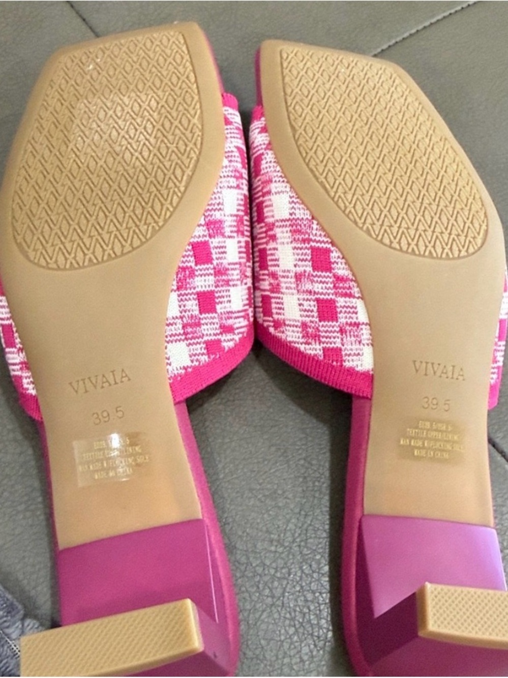 Vivaia Hot Pink Checkered Slide Mules 39.5/ 8.5 EUC - Picture 4 of 6